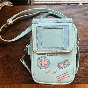 Geekshare GameGirl Crossbody Bag with Game Console Design